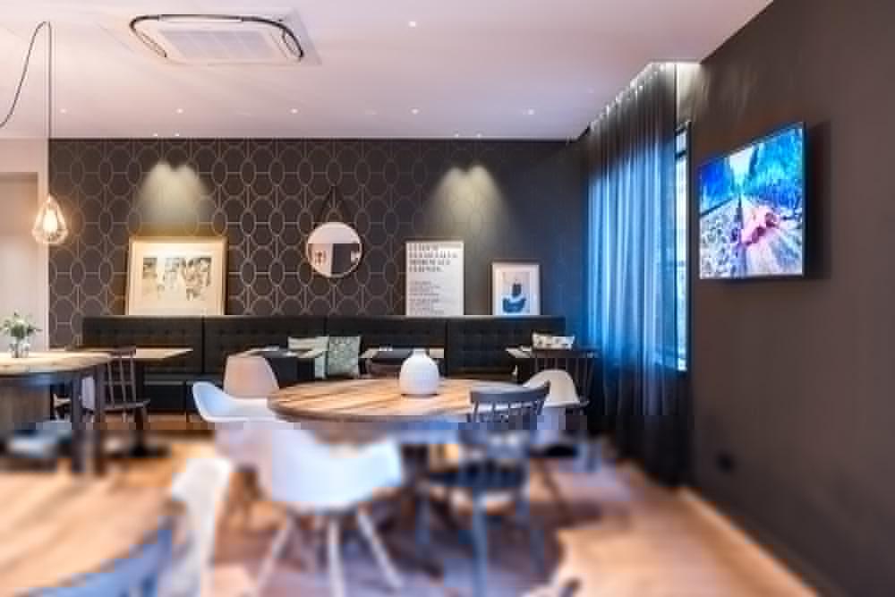 Up Rooms Vic Hotel Экстерьер фото
