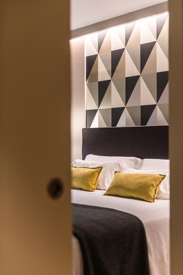 Up Rooms Vic Hotel Экстерьер фото