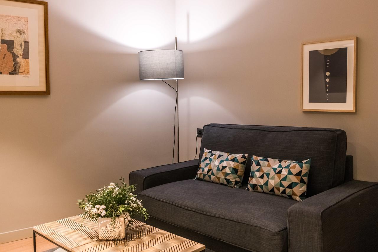 Up Rooms Vic Hotel Экстерьер фото