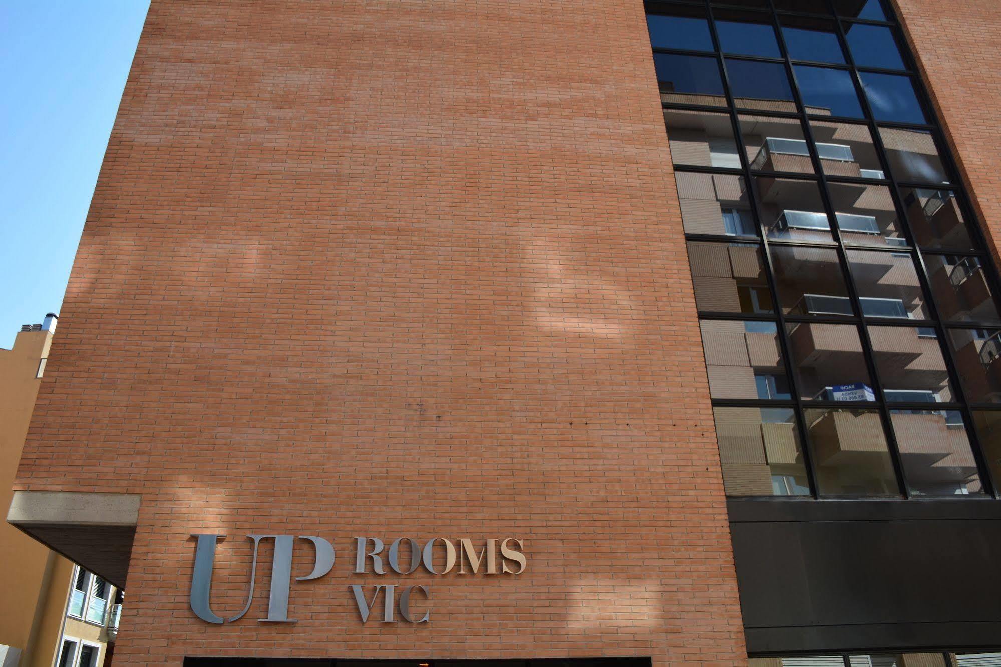 Up Rooms Vic Hotel Экстерьер фото